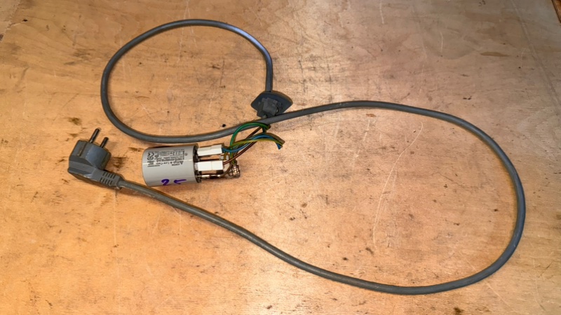 Фильтр сетевой стиральной машины Candy GC34 1061 D2 (б/у)