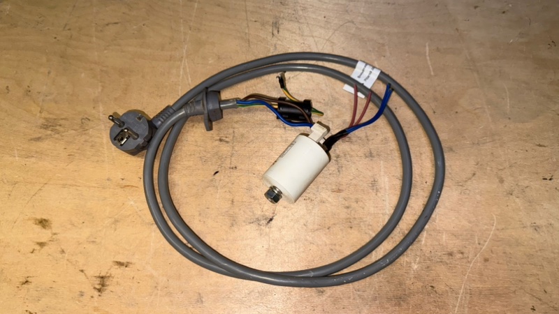 Фильтр сетевой стиральной машины Haier HW60-BP12758 (б/у)