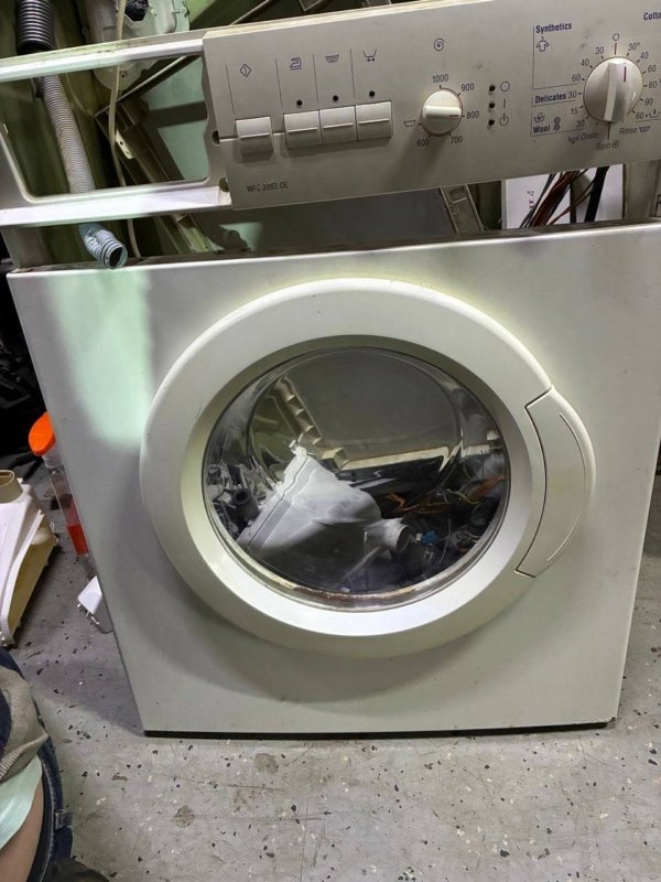 Автомобиль Bosch WFC 2063 OE в разбор