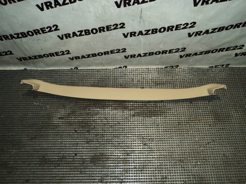 Обшивка крышки багажника Toyota Vista Ardeo SV50-0052402 3S-FSE 2000