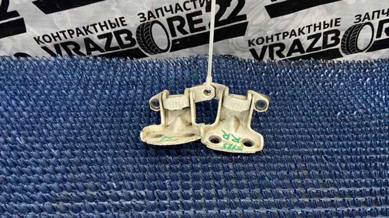 Петли двери Subaru Forester SG5-004796 EJ205 2003 задние правые