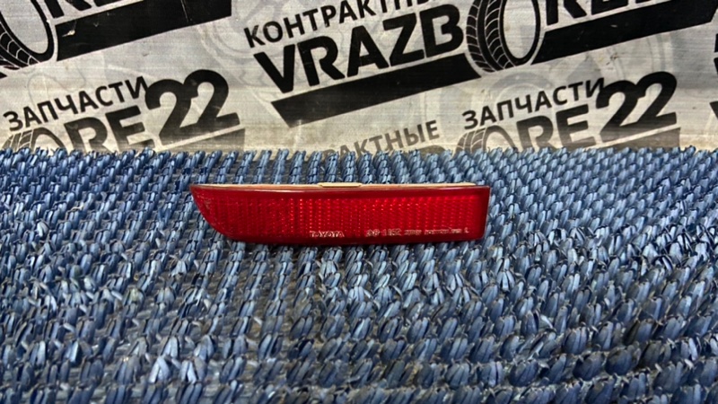 Катафот бампера Toyota Nadia SXN10-0035948 3S-FSE 1999 левый
