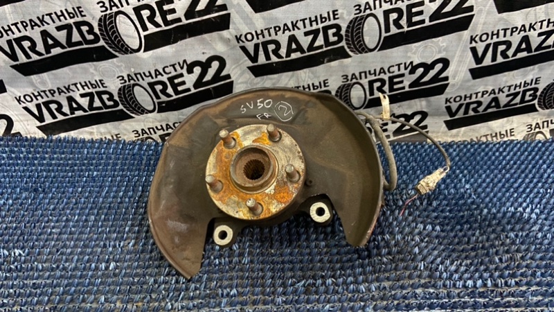 Ступица передняя правая Toyota Vista Ardeo 1999 SV50-0042589 3S-FSE 43211-32120 контрактная