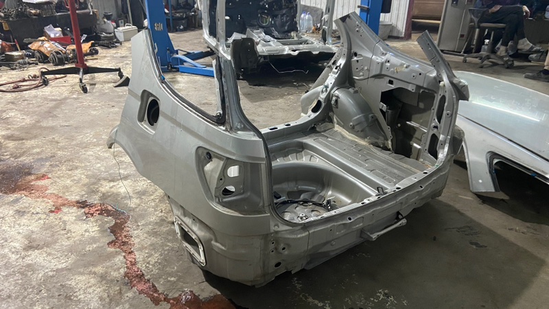 Задняя часть автомобиля Toyota Vista Ardeo 2002 ZZV50-0041855 1ZZ-FE 58307-32370 контрактная