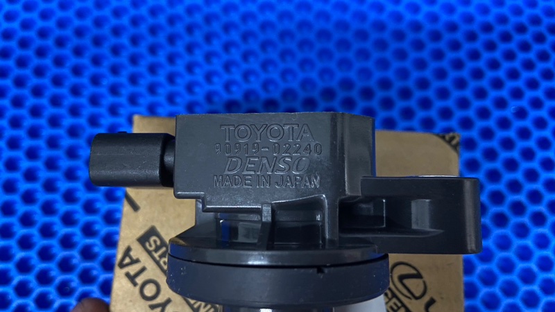 Катушка зажигания Toyota