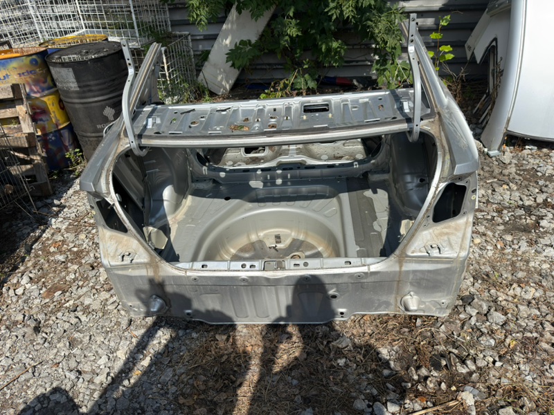 Задняя часть автомобиля Allion 2006 ZZT245-0037252 1ZZ-FE