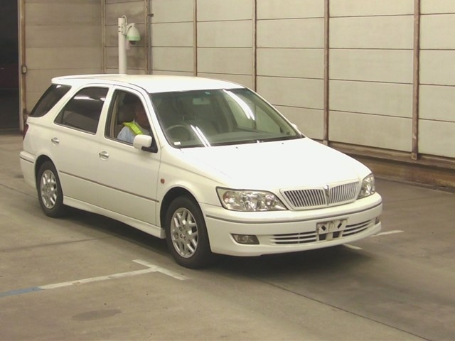Автомобиль Toyota Vista Ardeo SV50-0057992 3S-FSE 2001 года в разбор