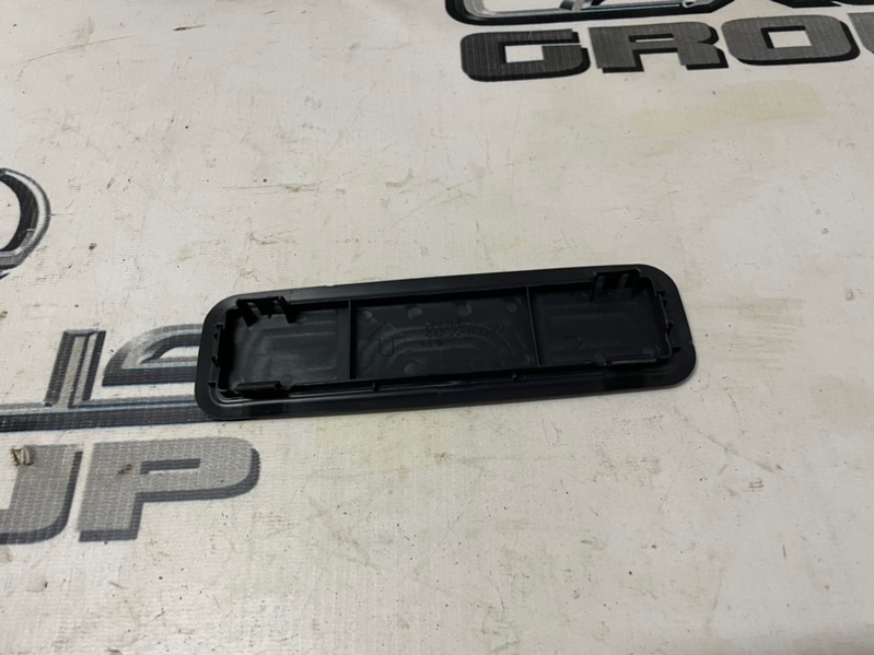 Накладка крышки багажника RX450h 2020 GYL25 2GRFXS Накладка крышки багажника RX450h 2020 GYL25 2GRFXS