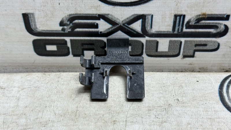 Кронштейн датчика парковки передний Lexus LS430 2004 UCF30 3UZFE 8934850010 контрактная