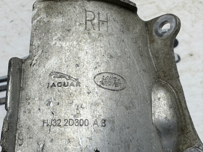 Пыльник тормозного диска передний правый JAGUAR E-PACE X540 AJ20D4