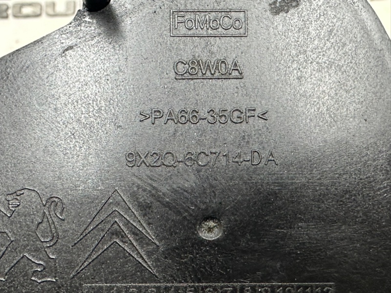 Сепаратор масляный Land Rover Range Rover Sport L494 30DDTX Сепаратор масляный Land Rover Range Rover Sport L494 30DDTX