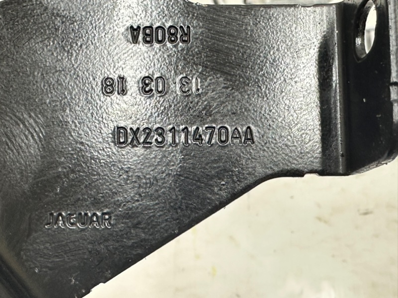 Кронштейн Land Rover Range Rover Sport L494 30DDTX