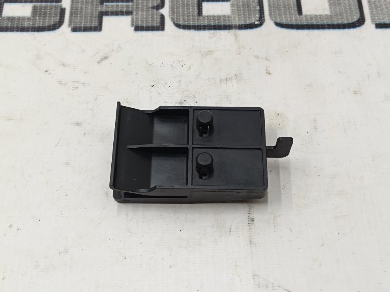 Кронштейн фары передний Lexus RX300 2006 MCU35 1MZFE 8119748020 контрактная