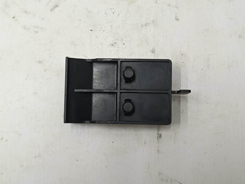 Кронштейн фары передний RX300 2006 MCU35 1MZFE