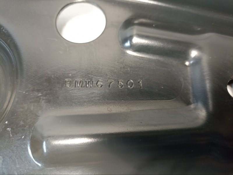 Крепление балки подвески заднее левое X6 2017 F16 30DX