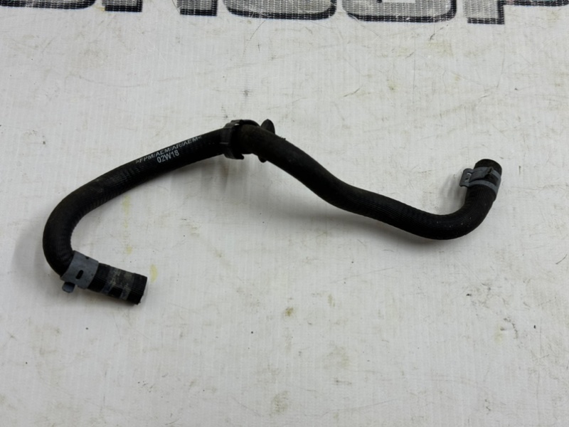 Патрубок наддува Range Rover 2018 L405 30DDTX Патрубок наддува Range Rover 2018 L405 30DDTX