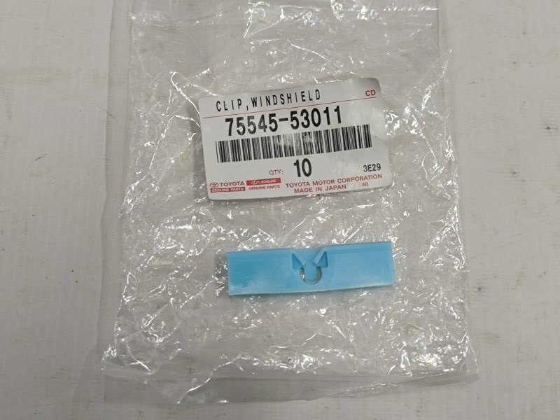 Кронштейн Lexus IS250 2010 GSE20 4GRFSE 7554553011 новая