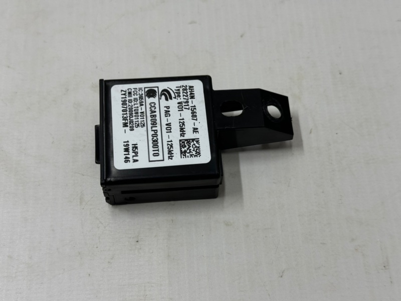 Датчик Land Rover Range Rover Sport 2019 L494 508PS LR020114 контрактная