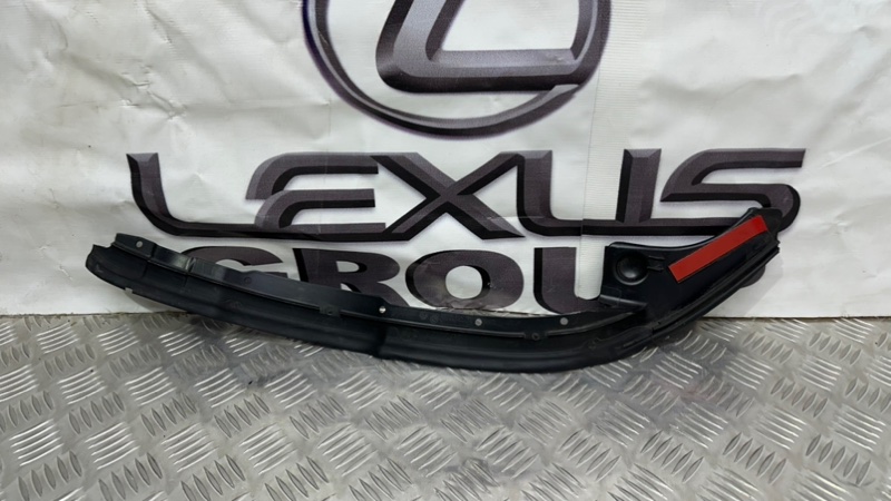 Уплотнитель двери передний правый SL - Class 2005 R230 M112E37