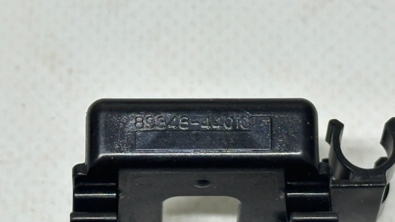 Кронштейн датчика парковки задний Lexus GS300 GRS190 3GRFSE