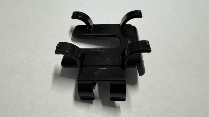 Кронштейн датчика парковки задний GS300 2009 GRS190 3GRFSE