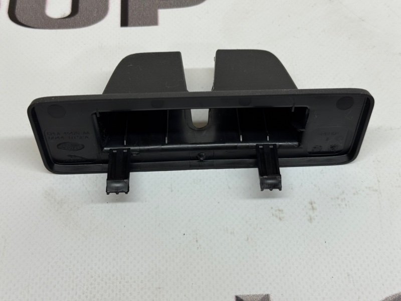 Накладка замка багажника задняя Range Rover Sport 2020 L494 508PS