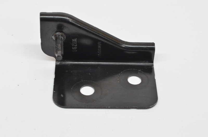 Кронштейн передний правый Land Rover Range Rover Velar 2018 L560 30DDTX LR091695 контрактная