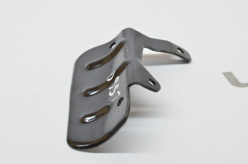 Кронштейн передний правый Range Rover Velar 2019 560 AJ200P