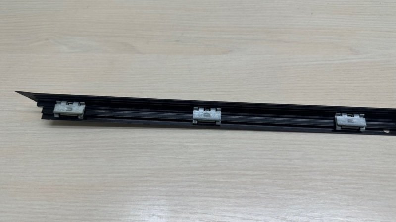 Молдинг на дверь задний правый BMW X6 E71 N57D30A