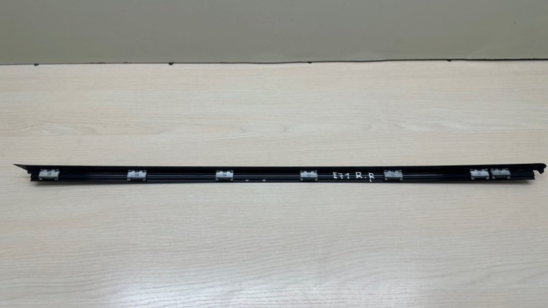 Молдинг на дверь задний правый X6 2012 E71 N57D30A