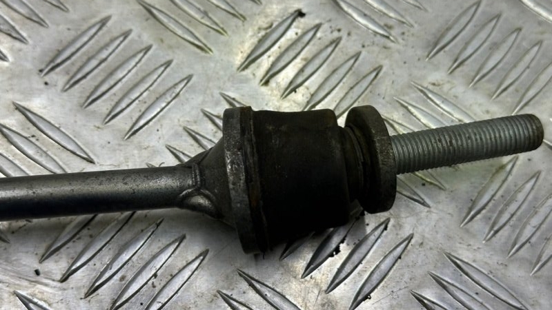 Стойка стабилизатора передняя левая GLS - Class 2018 X166 OM642