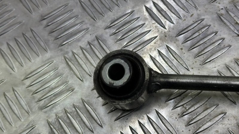 Стойка стабилизатора передняя правая GLS - Class 2018 X166 OM642