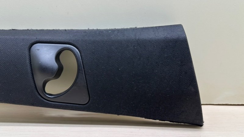 Обшивка стойки правая X5 2015 F15 N57D30A