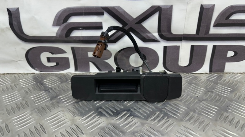 Камера заднего вида задняя Mercedes-Benz GLS - Class 2018 X166 OM642 A1667500993 контрактная