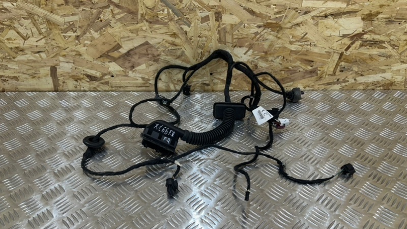 Проводка двери передняя правая Mercedes-Benz GLS - Class 2018 X166 OM642 A2925408000 контрактная