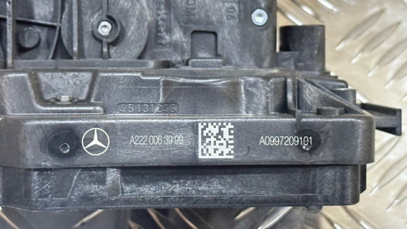 Замок двери передний левый GLS - Class 2018 X166 OM642