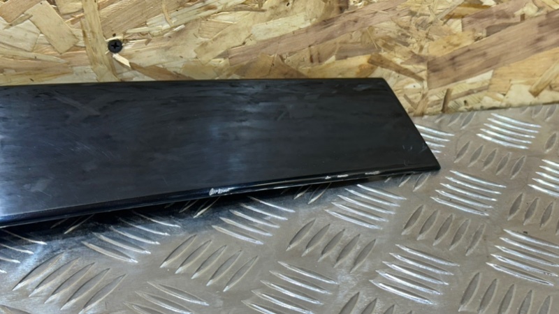 Молдинг на дверь передний левый GLS - Class 2018 X166 OM642