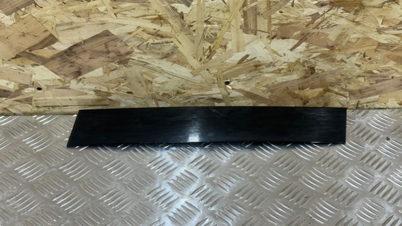 Запчасть молдинг на дверь задний левый Mercedes-Benz GLS - Class 2018 X166 OM642 A1666900787 контрактная Молдинг на дверь задний левый Mercedes-Benz GLS - Class 2018 X166 OM642 A1666900787 контрактная