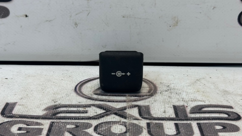 Прикуриватель BMW 3-Series 2019 F34 B48B20B 61346904008 контрактная