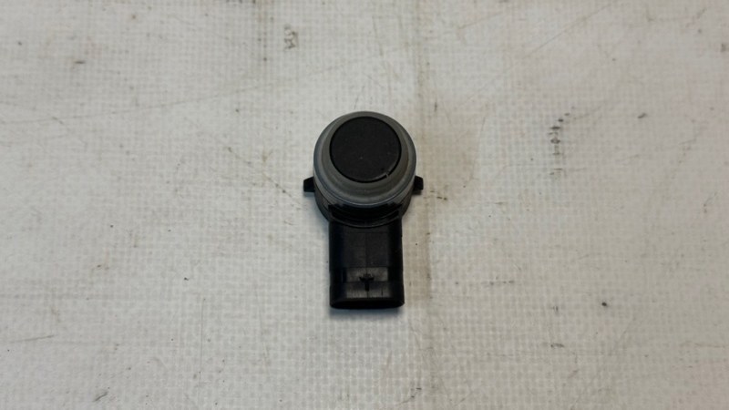 Запчасть датчик парковки Mercedes-Benz GLS - Class 2018 X166 OM642 A0009055504 контрактная Датчик парковки Mercedes-Benz GLS - Class 2018 X166 OM642 A0009055504 контрактная