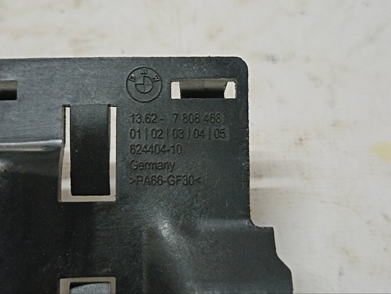 Кронштейн ЭБУ передний правый X6 2017 F16 N57D30A