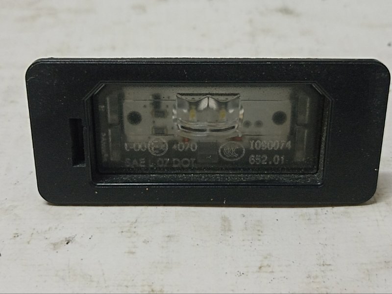 Фонарь подсветки номера задний BMW X5 2018 F15 M50DX 63267193293 контрактная