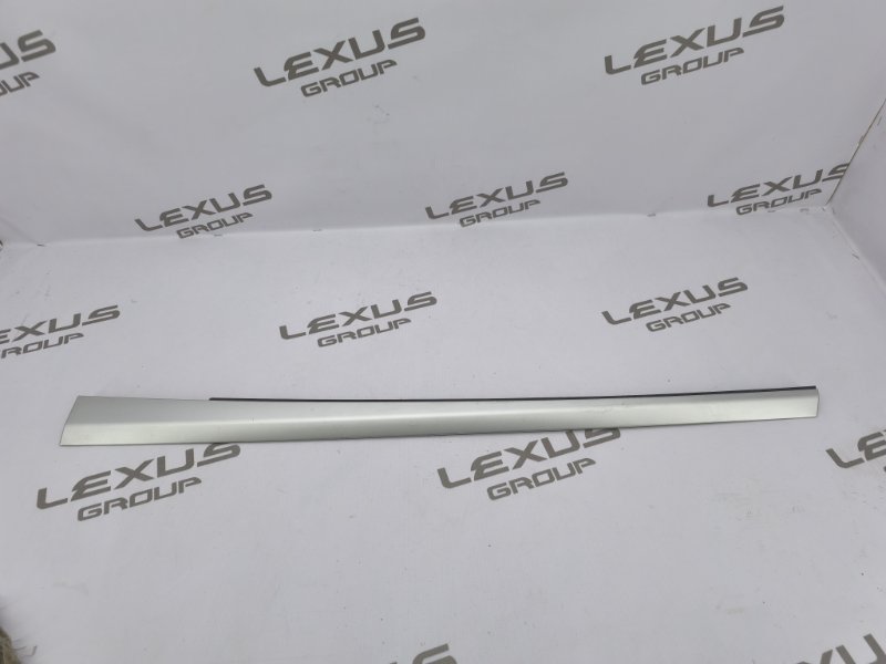 Молдинг стекла задний правый Mercedes-Benz C238 2017 A23867010012B12 контрактная