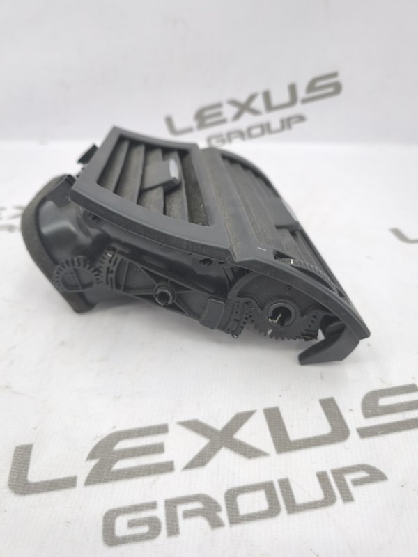 Дефлектор торпеды передний правый X5 2010 E70 SAV N57D30A Дефлектор торпеды передний правый X5 2010 E70 SAV N57D30A