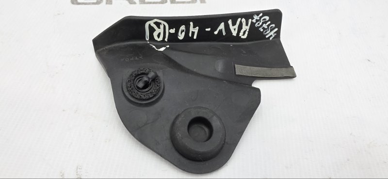 Накладка двери багажника правая RAV4 2017 ASA44 2ARFE