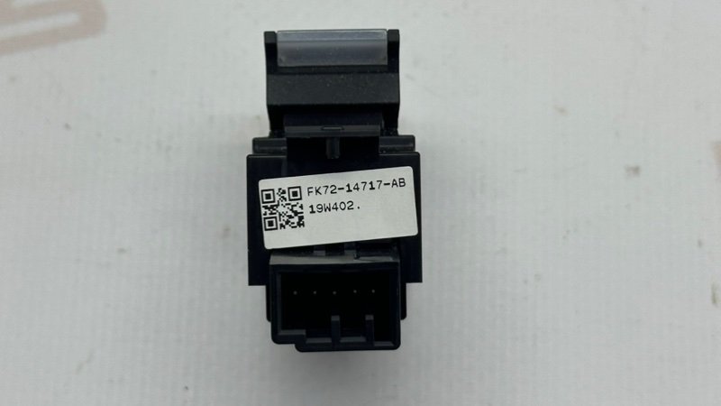 Кнопка стеклоподъемника Range Rover 2019 L405 508PS