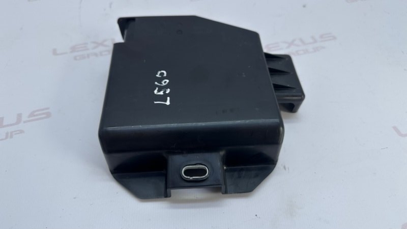 Крышка блока предохранителей Range Rover Velar 2019 L560 30DDTX