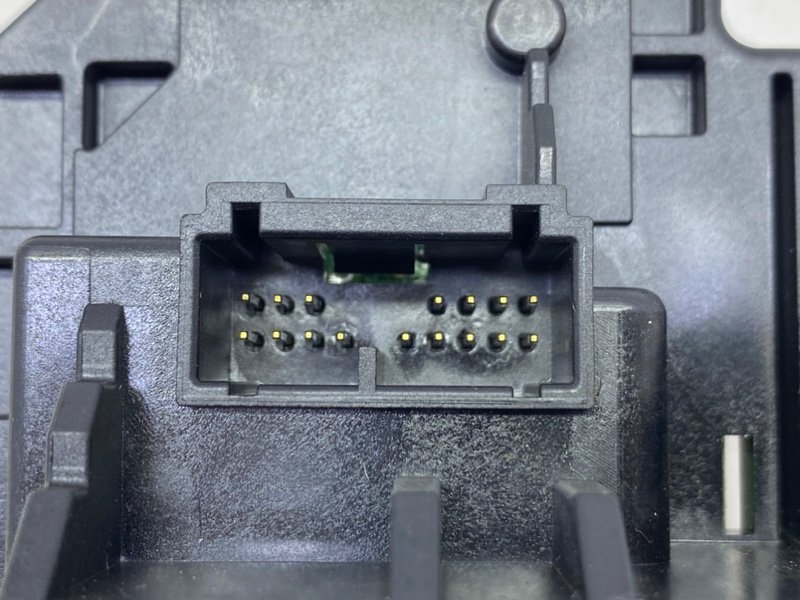 Кронштейн E-PACE 2020 X540 AJ20D4 Кронштейн E-PACE 2020 X540 AJ20D4