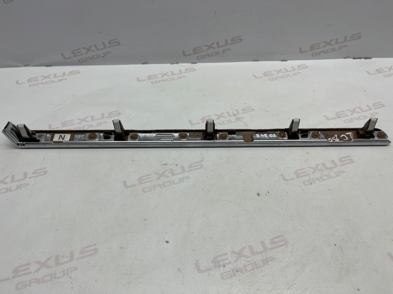 Накладка торпеды правая Land Cruiser Prado 2009 GDJ150 1GDFTV