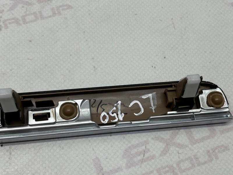 Накладка торпеды правая Land Cruiser Prado 2009 GDJ150 1GDFTV